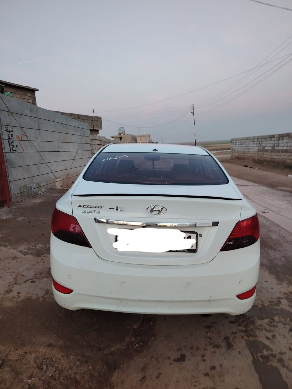 #اكسنت_مضلع 🚗 #وأرد_خليجي 💯
#موديل_2013👋
رقم اربيل دولي 👋
شرط التحويل 🚦 
محرك 16 دوش محرك وكير شرط 👋 
#مواصفات_داخل_مري_شفط_تحكمات_استيرن_فتحه_سقف_شاشه_ايبات_حساسات_خلفيه 
طخم تاير طخم امامي خلفي جديد 👋 
تبريد ثلج 🥶 مكيف الهواء 
بيها بس بوند صبخ فقط وبدون دواخل شرط وكدام العين 👀 
🛑#السعر 105$💸 وبيها مجال 
#العنوان #الموصل #شلالات_دجله_ستي 

🛑بلتلفون قفل ماكو تعال ودفع سعر اليعجبك 🛑
#مال_جناي
#رقم_ما_تحصلني_ع_خط_بي_وتساب 
***********
