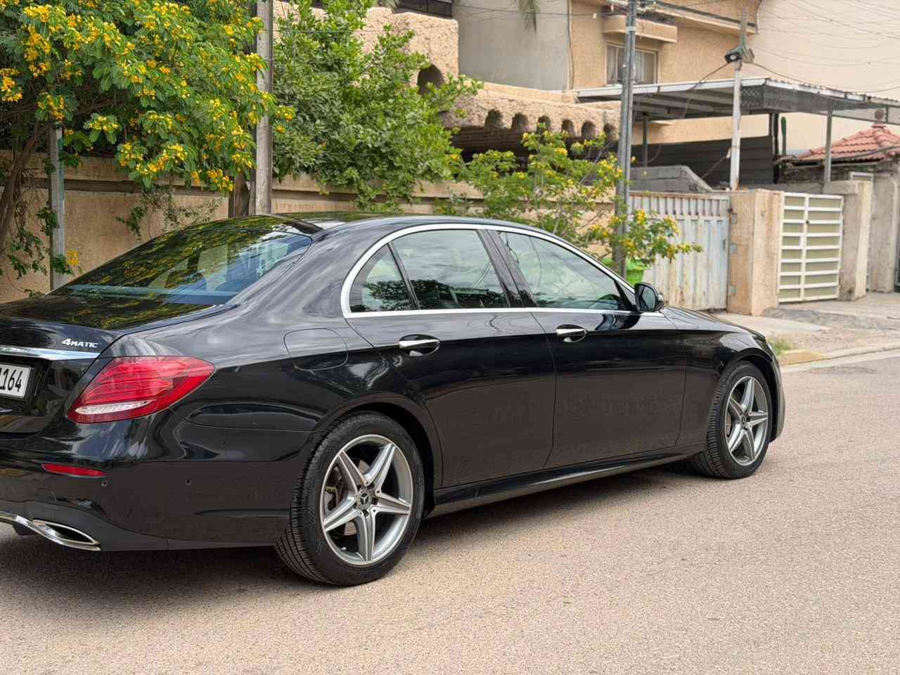سلام عليكم....
🚗 للبيع 
Mercedes-Benz E300 4MATIC

🔹 موديل: 2019  
🔹 اللون الخارجي: أسود  
🔹 اللون الداخلي: جلد أسود  
🔹 الممشى: 7٨ ألف كم  
🔹 وارد كندي  
🔹 رقم أربيل باسمي

⚙️ المواصفات:
✔️ محرك 2.0 Turbo  
✔️ دبل (4MATIC)  
✔️ فول مواصفات  
✔️ كير أوتوماتيك 9 سرعات  
✔️ تشغيل بصمة Keyless Start  
✔️ فتحة سقف بانوراما  
✔️ شاشة كبيرة + نظام ملاحة  
✔️ مقاعد جلد كهربائية مع ذاكرة  
✔️ رادار + مثبت سرعة  
✔️ حساسات أمامية وخلفية  
✔️ كاميرا خلفية  
✔️ إنارة LED ٦٤ لون 

✨ السيارة نظيفة جداً والاستعمال شخصي  
✨ جاهزة للفحص وما تحتاج أي صرف
مكان بغداد
سعر 350 ورقه
للاستفسار
***********
