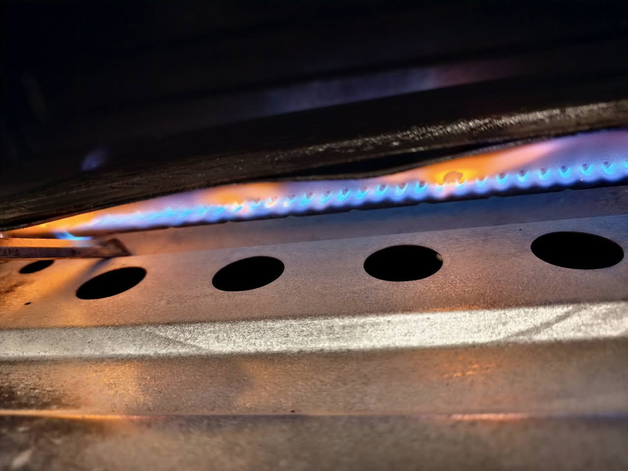 طباخ كريازي مصري استيل اصلي قبق جام ع فحص شغال نضيف كل نقص مابيه جاهز          210
‏‪0781 090 0608‬‏       ‏‪0773 367 1776‬‏
