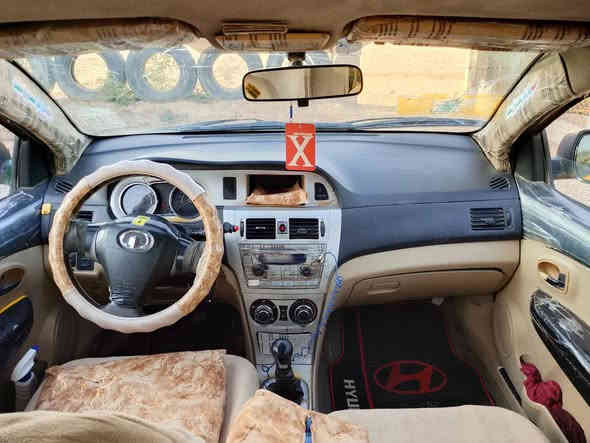 ‏كريت ويل موديل 2011 رقم بغداد مشروع وطني سنويه 27 نقابه صفر بطاقة بانزين مابيهة صاحبه الشرعي في كركوك وكاله عامه عندي بيها محرك يارس تبريد شغال كهربائيات تمام مكان السيارة في طوز خرماتو السعر 43 بي مجال رقم الهاتف ***********
