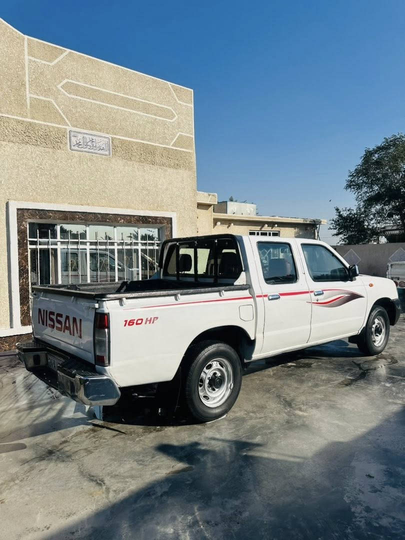 سلام عليكم 

بيكم نيسان 2012 رقم دهوك رقم وسنويه جداد 
سياره مكفوله كفاله عامه من الضربه وصبغ 
وتبديل بيه بارد بل جاملق شبر وبيه بل باب
عكس سايق شبرين بارد والباقي مكفوله 
مكينه كير صدر تخم تايرات سياره بعد احلا 
من الصور سعر ١٢٨ وبيه مجال بكانه 
بغداد الجسر ديالئ  ***********/***********
