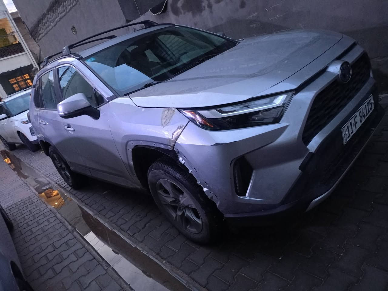 بسم الله الرحمن الرحم
2024 فئة XLE فول مواصفات هايبرد بدون تبديل 
صبغ شبر بالجاملغ الأيمن سيارة كلش نظيفة ماشية 58 
مكانه بغداد الدورة السعر 235 بي مجال


**إذا كنت صاحب هذا الإعلان وتريد حذفه لأي سبب، رجاءا أرسل رسالة إلى الدعم الفني**