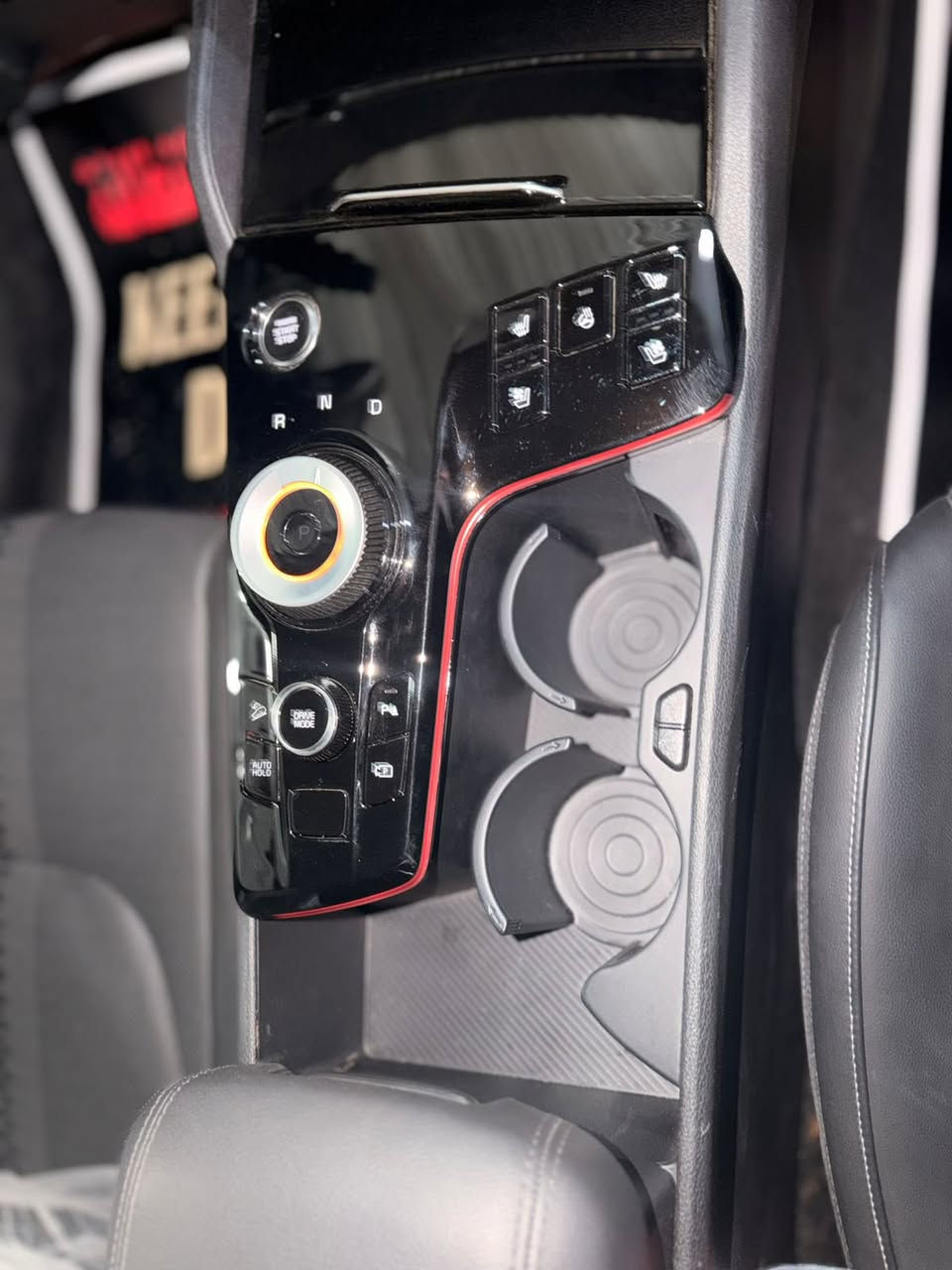 كيا سيورتج هايبرد 2025 زيرو
فول موصفات مكسيكي كوري مرقم كامل السعر 37500 بغداد جكوك

***********
