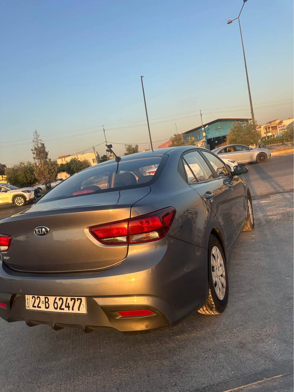 🚗 للبيع | Kia Rio 2019 GCC 🇰🇷

✅ موديل: 2019
✅ محرك: 1400 CC
✅ ناقل حركة: أوتوماتيك
✅ استيراد: خليجي
✅ اللون: رمادي
✅ محرك وگير بشرط
✅ السيارة نظيفة وجاهزة للفحص

📍 الموقع: أربيل

الضرر: شبر جاملغ، تعديل بارد (PDR)، رأس بنيد كد إصبع.

📞 للتواصل: *********** أربيل, العراق
