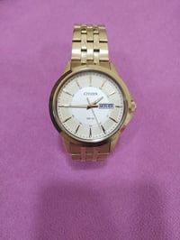 ساعة سيتيزن ياباني للبيع قيم بما يرضي الله رقمي 07764202548