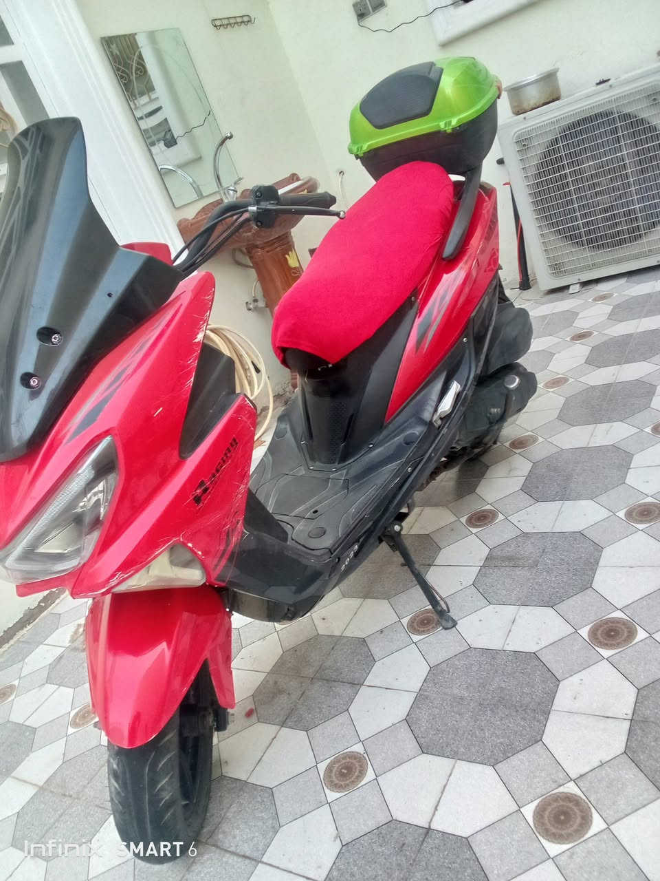 دراجة سترونك نظيفة كلش ما مفتوحة كهربائيات كلهة شغالة نكرة سلف شلعة ومعدل شرط تأخذ على الفحص والسعر خاص


**إذا كنت صاحب هذا الإعلان وتريد حذفه لأي سبب، رجاءا أرسل رسالة إلى الدعم الفني**