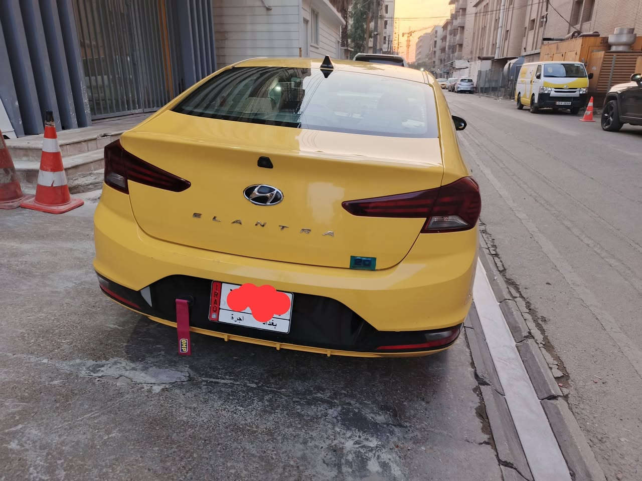 سلام عليكم سياره موديل 2020 وارد امريكي حادثه جاملغ جهت سايق مبدل شويه من خشم الغد سياره جديده ما ناقصه بس اضويه خلفيه يعني نواقص ما تنحسب بيه منضومه غاز مطفيه شايل وايرات رقمه دافع وصولاته ال3 سياره نضيفه كير او محرك علا وضع شركه سياره اليبل واحد ما عدا جاملغ ماشيه 123 ميل معروضه 135 بيه مجال مكانه بغداد مدينه الصدر الحبيبيه *********** موجود واتساب
