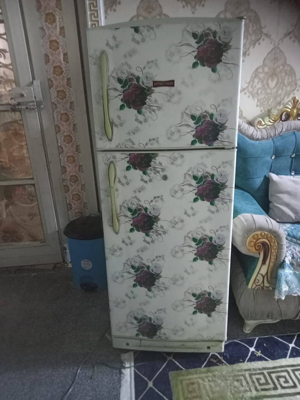 ثلاجه حجم كبير 
استخدام قليل نظيفه جدا تجميدها فول الفول ثلج


**إذا كنت صاحب هذا الإعلان وتريد حذفه لأي سبب، رجاءا أرسل رسالة إلى الدعم الفني**