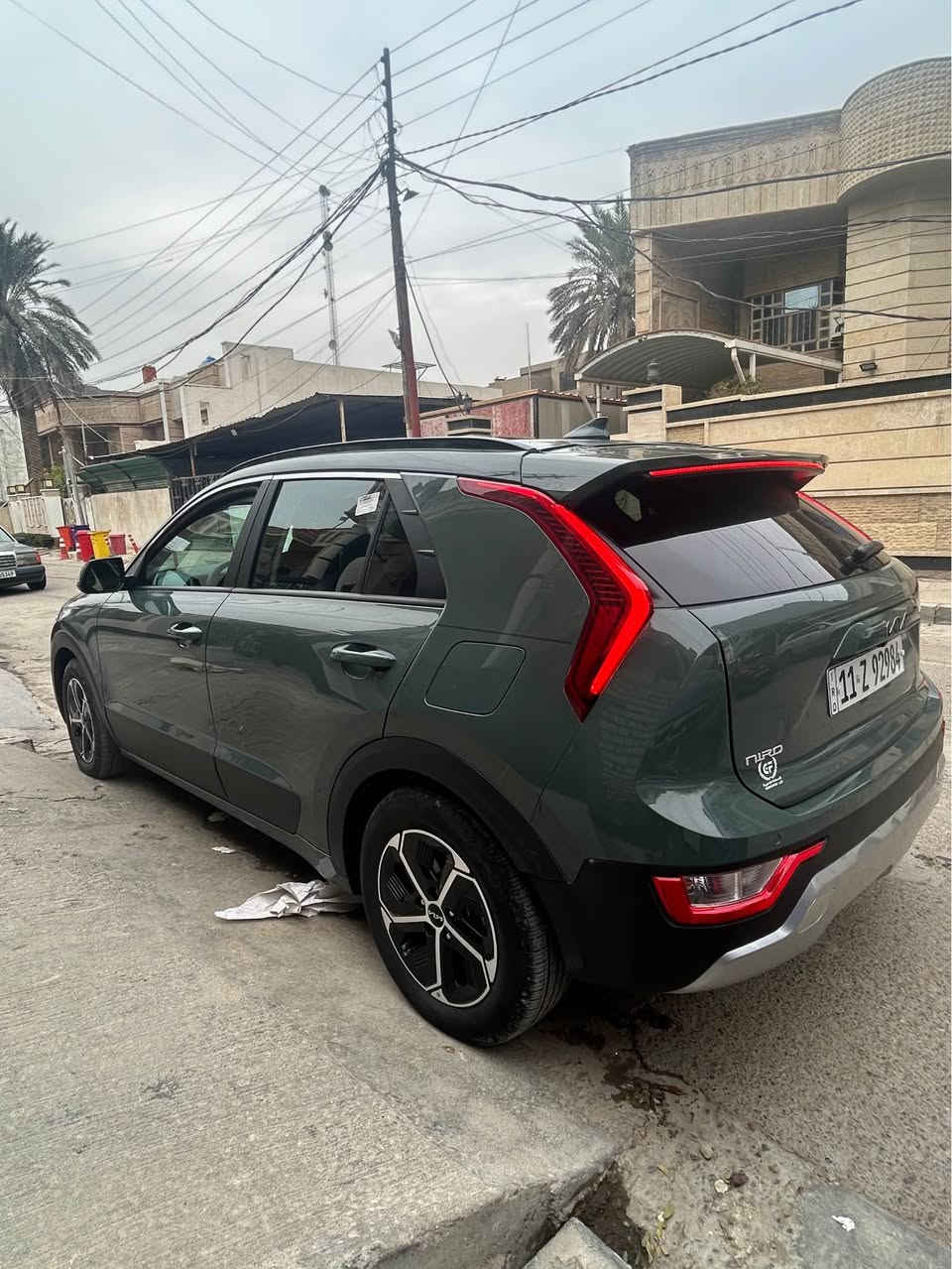 كيا نيرو موديل 2025 رقم بغداد 
محرك 1600 ماشيه 4الف 
حادثه موضح بل الصور  
وسونار موجود من ضمن الصور 
مواصفاته فول عدا الفتحة 
السعر 16000 يعني 160 ورقة وبيه مجال 
الاستفسار عل الرقم 
*********** بي واتساب بغداد, العراق
