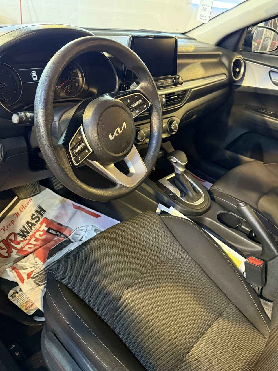 ٢٠٢٤ للبيع او المراوس بدون صبغ بجم كبس بدون ايرباك 
حادثها دعامية خلفية فقط محرك ٢٠٠٠ دوش سليم كير سليم ماشية ٢٩ ميل جديدة جدا. بيها بارد بالجاملغ والباب الخلفي فقط رقم بغداد الانكليزي تحويل مباشر 
مكاني بغداد العامرية 
*********** 
صور الحادث بالمنشور
