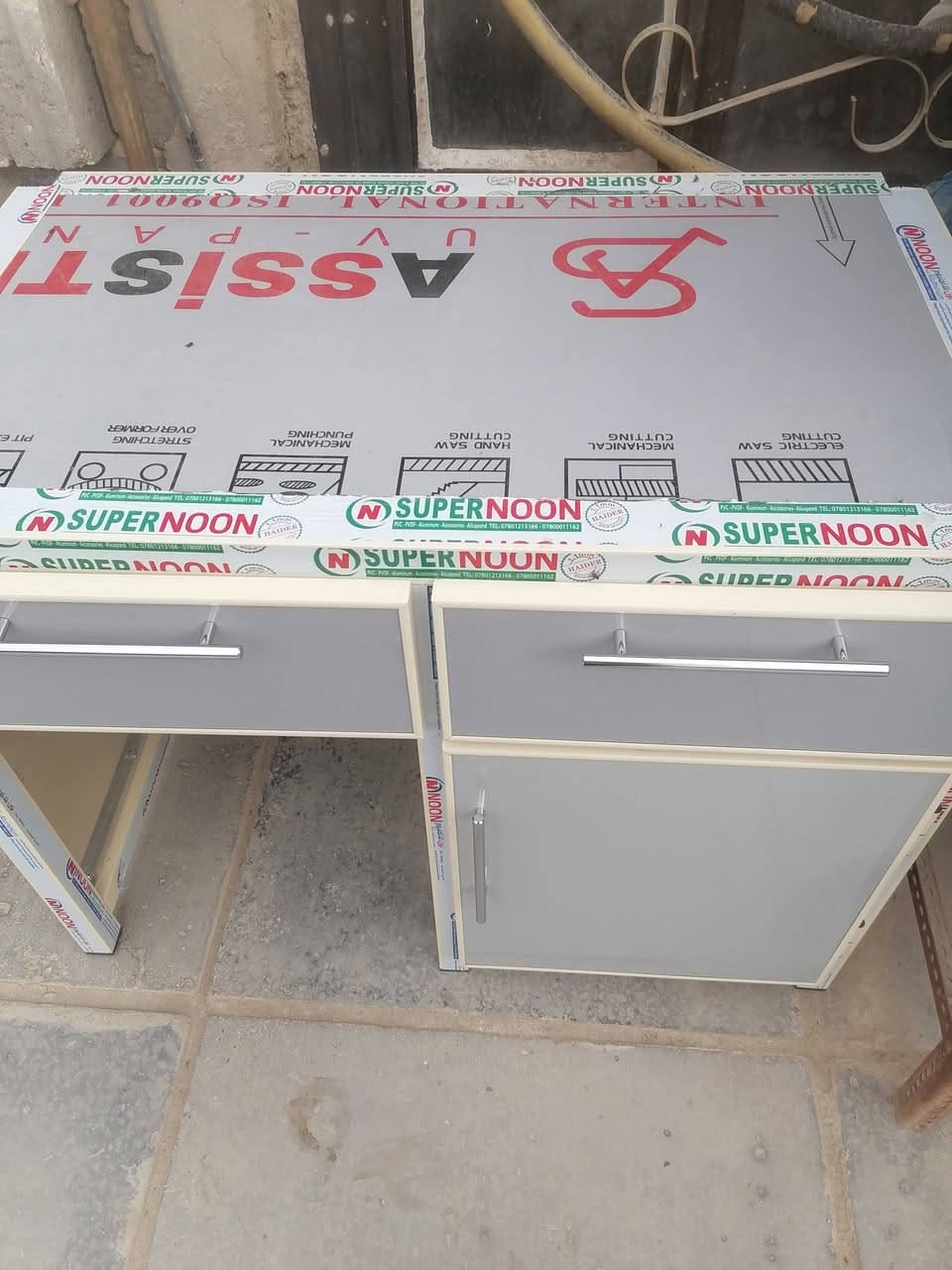 سلام عليكم سباب الوعود الكاذبه رجاء الي قره المنشور عدل مو خابرني جايك ويكذب ميجي رفوف البيع خشب ثنين انديئف العدد ٢ البيع و+ميز مكتب العدد١ البيع العنوان الديوانيه حي صدر ثالث شارع ٣٠ قرب مدرسه المسره رقمي *********** مامتواجد عله نت شراي خابرني سعر ١٨٠ الف
