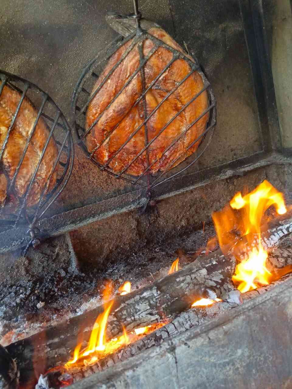 سلام عليكم صاحب خبره بشوي المسكوف سمك او دجاج محتاح شغل.     ***********
