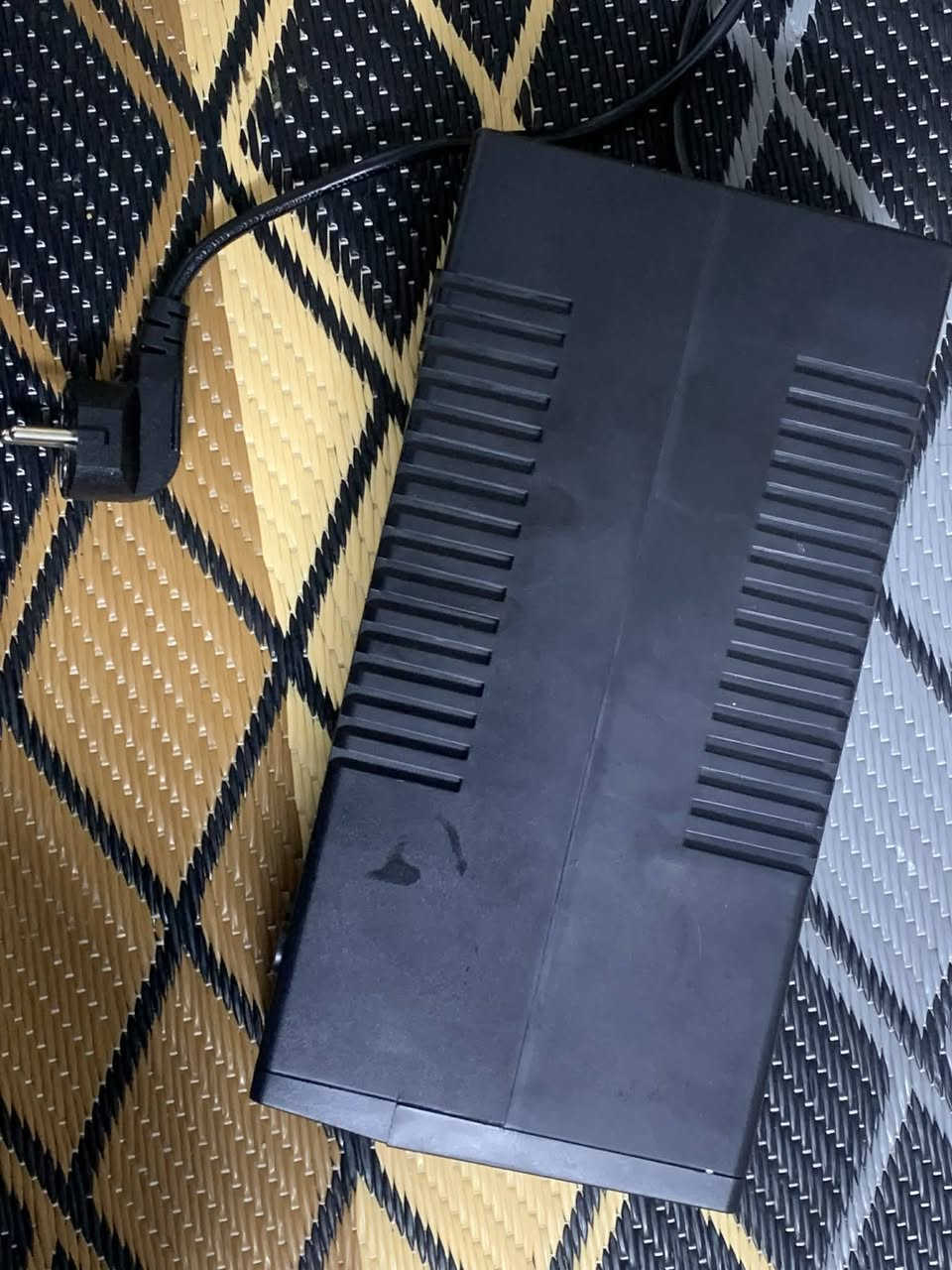 ups 850va
 للبيع مستعمل السعر 
30ويا التوصيل لجميع المحافظات العراق


**إذا كنت صاحب هذا الإعلان وتريد حذفه لأي سبب، رجاءا أرسل رسالة إلى الدعم الفني**