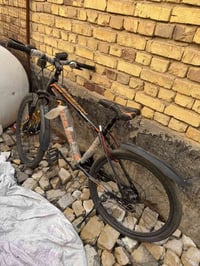 دراجة هوائية • مع ملحقاتها