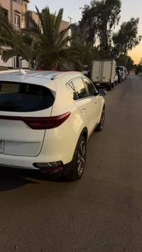 سبورتج موديل 2021 خليجي السياره  (قطعه وحده صبغ)  محرك ٢٠٠٠ ماشيه ١١٥ ...