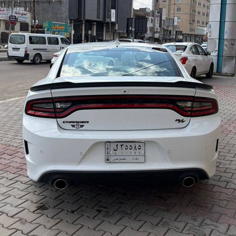 دوج جارجر موديل 2022 RT  
موصفات سوبر تراك الاعتيادية السيارة على
 وضعه البلادي وماشية 13 الف ميل نظيفة
 بمعنى الكلمة حادثه قطعة وحدة بنيد فقط مع سحب بسيط رأس الشاصي الايمن  وموضح رقم الشاصي مع السونار مع الصور السيارة 
مكان السيارة بغداد المنصور 

للاستفسار ***********
