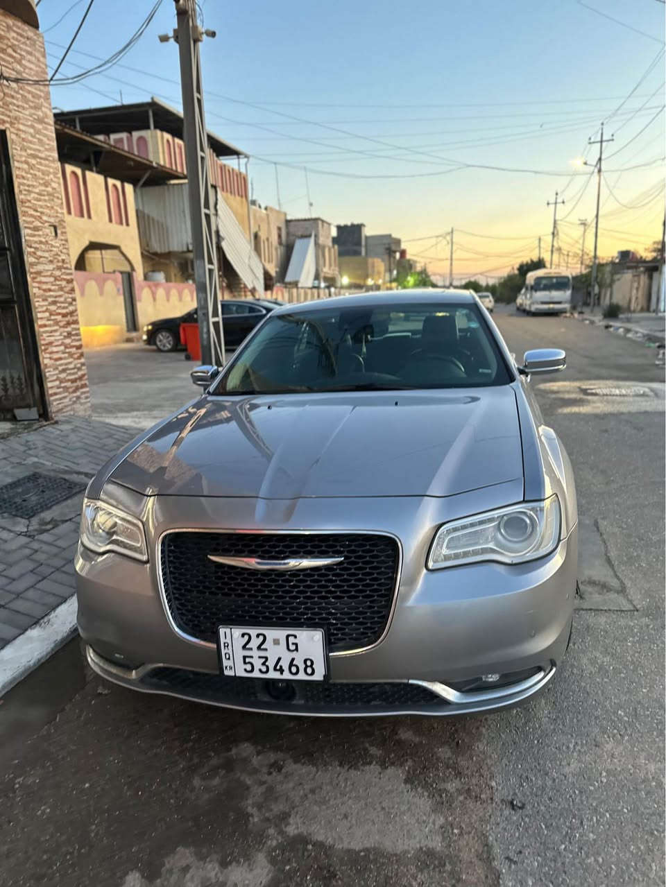 السلام عليكم 
(اقره المنشور كامل وتشلع عيوني)
كلايسلر اوباما 2017 أصل أصل 
وارد كندي كفاله عامه🪬
رقم  اربيل الدولي سنويه جديده  
فووول مواصفات للأخير رادار جوه الرقم:
فتحة سقف بانوراما 
تحكم ستيرن جهتين 
ستيرن كهربائي 
تدفئة ستيرن 
كشنات جلد 
تدفئة تبريد مقاعد امامية 
تدفئة مقاعد خلفية 
بردة خلفية 
مري قلاب 
شاشة چبيرة كار بلاي + تدعم نظام MAP الملاحة نفكيشن 
تشغيل عن بعد 
منظومة زينون LED عالي ناصي أعلى مستوى 
ويل مكسيكي أصلي + تخم تاير جديد 
السيارة جاهزة على آخر حباية مابيهة نقص برغي 
(مكينة وگير وتخم تاير وحدادية وتبريد وأكسل كلة على وضع الوكالة)
ترايك وين مايعجبك  
مكاني بصره 
السعر 245 بيها مجال قليل لشراي
رقمي *********** Honolulu, HI
