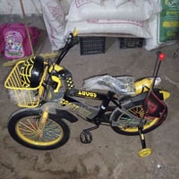 بايسكل للبيع الحجم 16 سعر 60 الف وبيه مجال رقم 07512253472