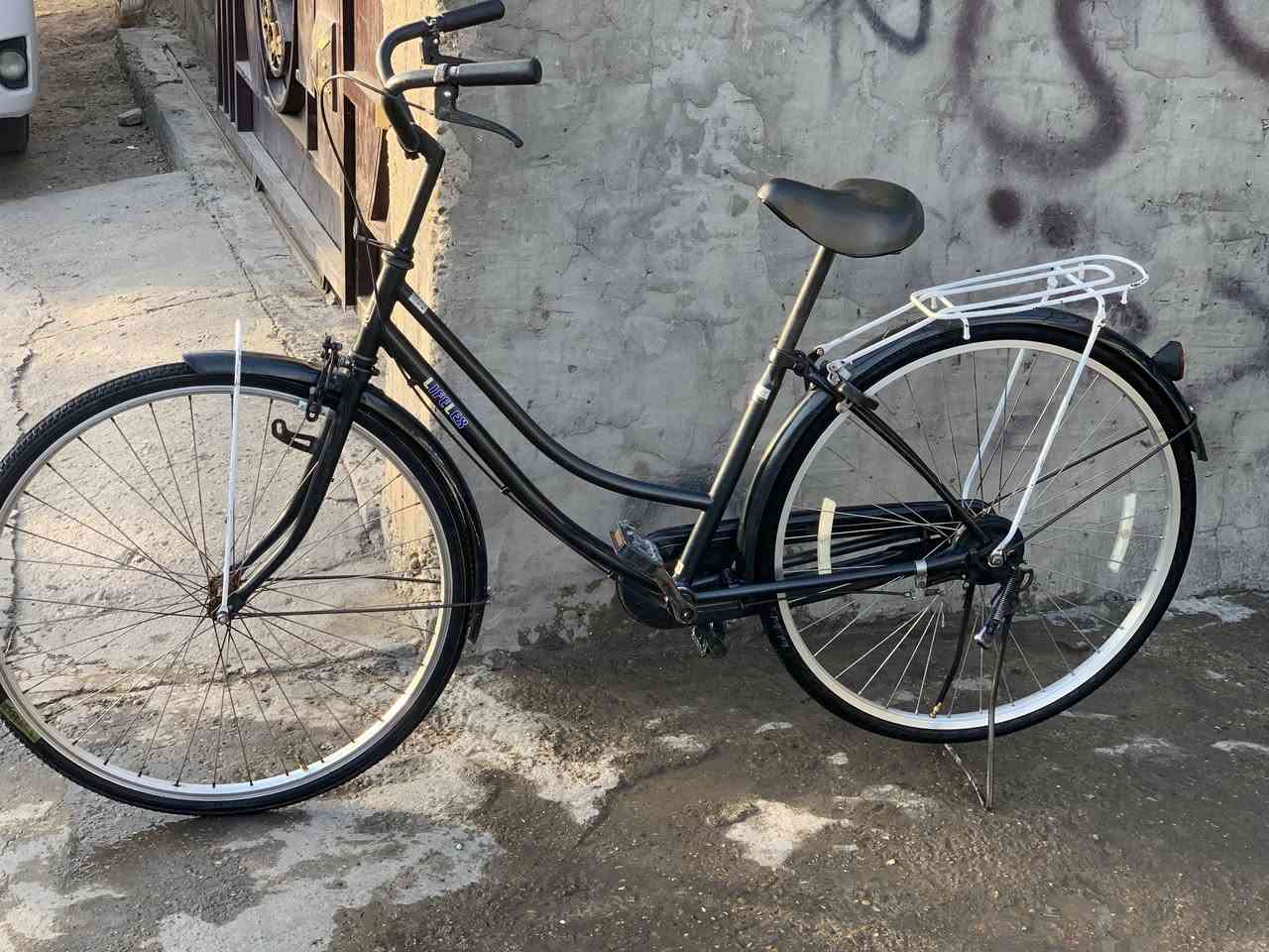 السلام عليكم
بايسكل البيع حجم 27السعر خاص 
تصل عل رقم *********** بي واتساب
