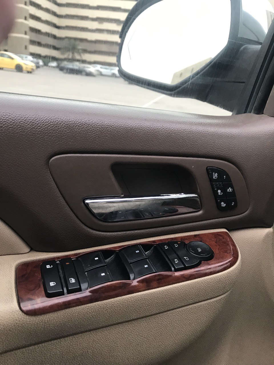 السلام عليكم 

ادوات ادوات تاهو 2011 السياره جاهزه من كل النواحي كير مكينه حدادية  اتعهد من الكص والسرقه والعشائر 

العنوان بغداد 

***********
