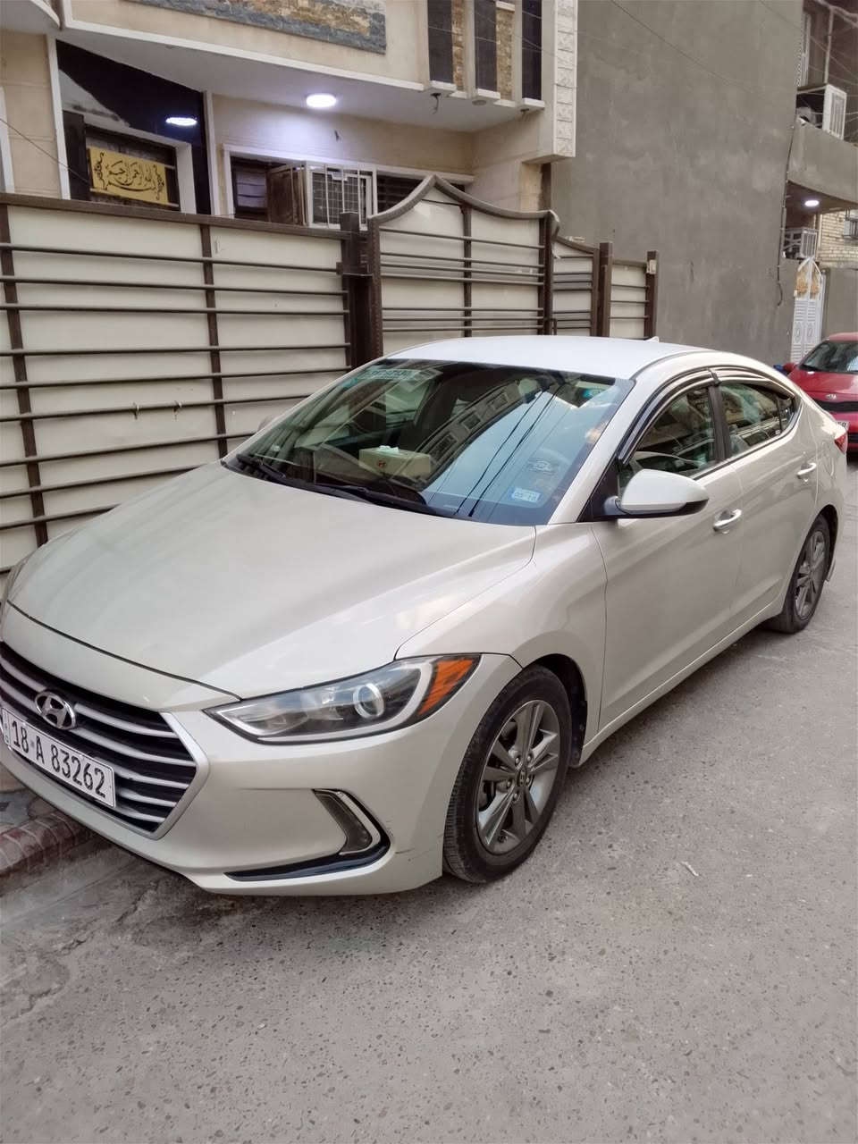 السلام عليكم ورحمة الله
النترا 17امريكي رقم بابل انكليزي 
رقم وهزه وسنوية جديد 
محرك مكفول
كير Atمكفول
داخل صاج 
السعر 120
العنوان بغداد الدورة
للاستفسار ***********
