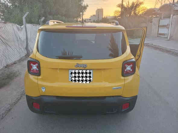 السلام عليكم ورحمة الله
جيب رينجيد 2016 للبيع او مراوس وية ناصية..
حادثهة جاملغ خلفي وباب خلفي فقط.. بجم كبس مكينة 2400 ماشية ٧٨ الف.. صدر وباتري جديد.. ادامة. كاملة.. ترايك وين ما تريد.. رقم أربيل سنوية جديدة هزة جديدة باسمنة.. الموقع بغداد الكرخ.. جاهزة ما تصرف عايهة ابد.. متواحد خاص وتس اب ***********
