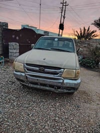 هايلوكس • ٢٠٠٤ • النمرة الخامسة تفلت