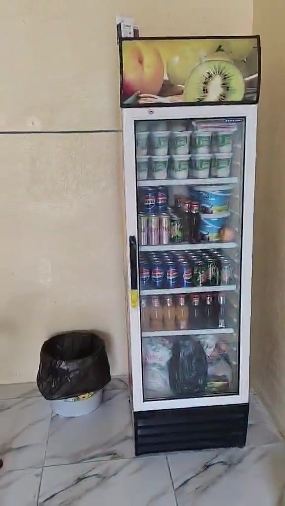 اغراض مطعم كامل للبيع ***********
