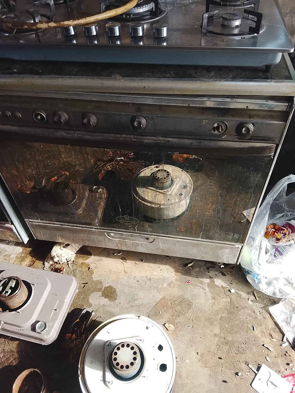 ورشه رائد العبيدي تصليح كافه انواع طباخات وصوبات النفطية والكهربائية والغازية توجد طباخات البيع بسعر مناسب التأميم القادسيه الثانيه مقابيل صيدليه الخليج ***********واتساب
