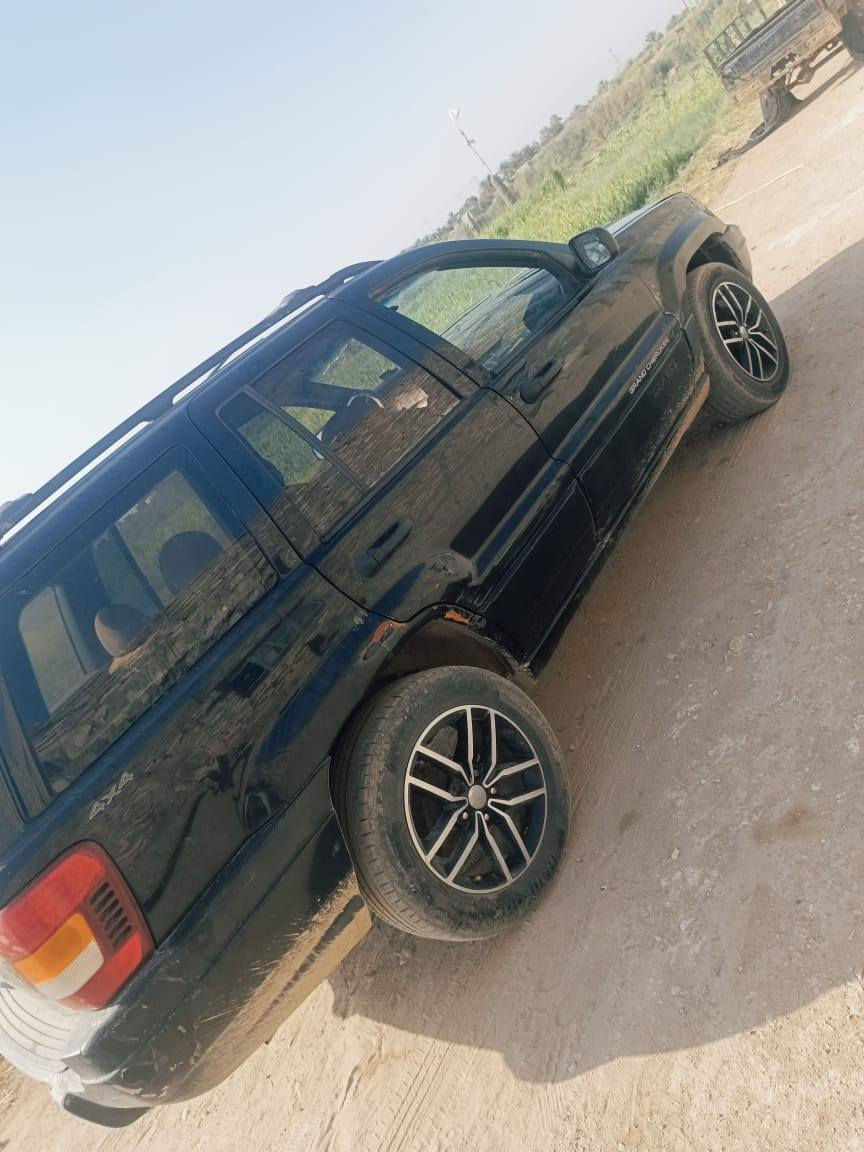 جيب شيروكي 1999 رقم سليمانيه المالك ب المثنى وكالة ثاني يوم سيارة گايمه مكينه ابيع على وضعها الأستفسار
*********** واتساب واتصال
