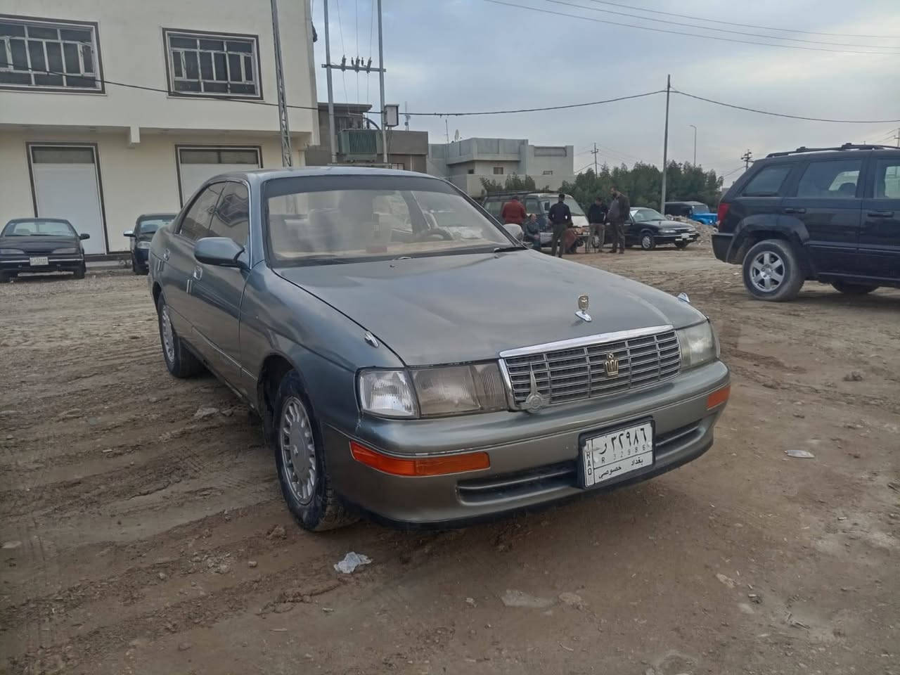 السلام عليكم
بطة موديل 1992 رقم بغداد مكفوله من الكص ونقل جثه مصبوغه جمالية شرط التحويل گير ومكينه بالجيس  السعر 45$ وبيها مجال للشراي.  المكان واسط الصويرة .. ***********......***********
