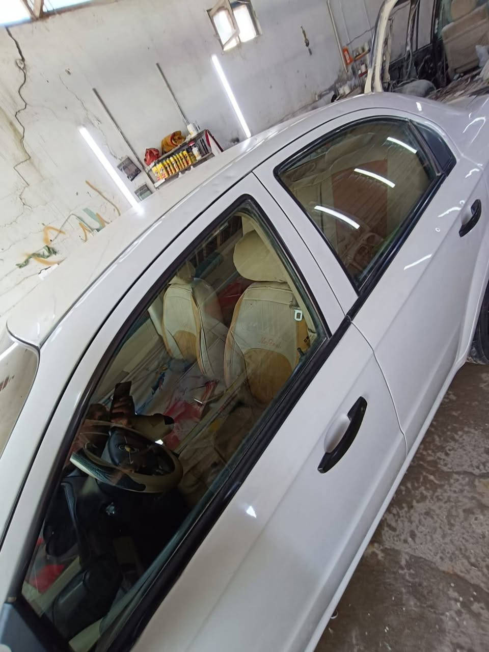 افيو موديل 2011رقم بغداد
سيارة جاهزة من كلشي كير ومكينه وحدادية وتبريد وشاشه وكامرة
والسونار العنوان النجف ناحيه العباسية للاستفسار ‏‪0783 870 6533‬‏
