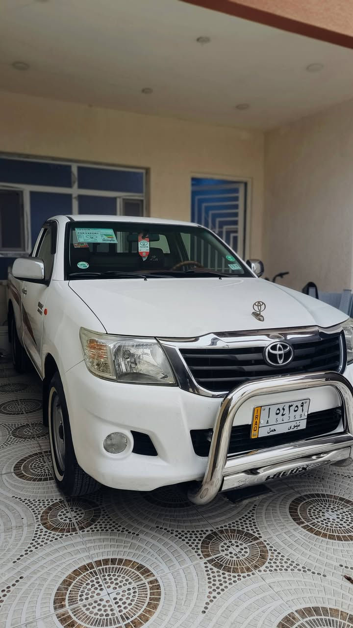 سلام عليكم. بيك آب هايلوكس تويوتا 2012 بدون ضرر . محرك  ما مفتوح السيارة مكفولة من الصبغ والرصعة السيارة بوضع الوكالة كلش جديدة  #مكان_السيارة_الموصل
***********
***********
