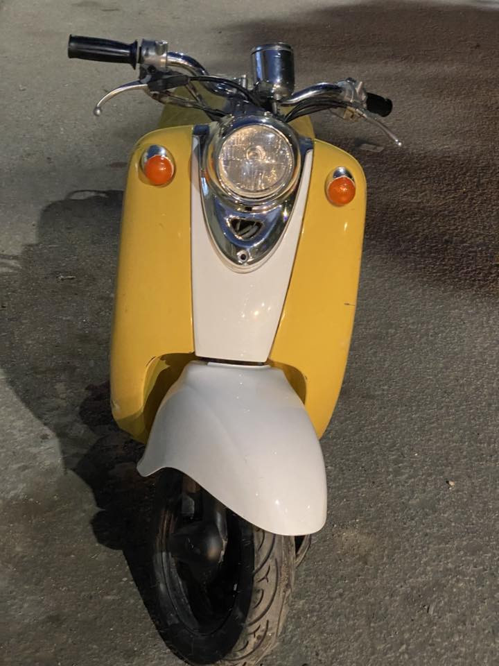 السلام عليكم 
دراجه مصريه للبيع كلش نضيف وكلشي بيها شغال عداد كيلو متر سلف هندر اشاير قفل جنطه مكينه ناعمه دراجه خير من الله ب٢٤٠ وبيها مجال ***********4
