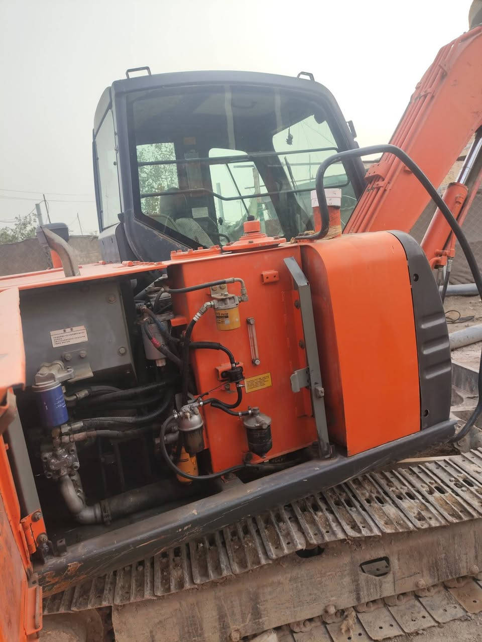 السلام عليكم
حفاره هيتاشي 2017 مكينه جديده تبريد شغال حفاره كلش نضيفه كلشي ما نقصها مكان الحفاره الناصريه.
السعر/255$وبيها مجال قليل
للاستفسار/***********
