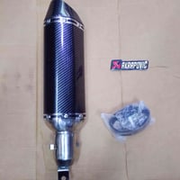 ‏السلام عليكم عندي اذني ال4 قطع ‏ 1_ للبيع صالنصه (أكربوفيتش) كاربون  ...