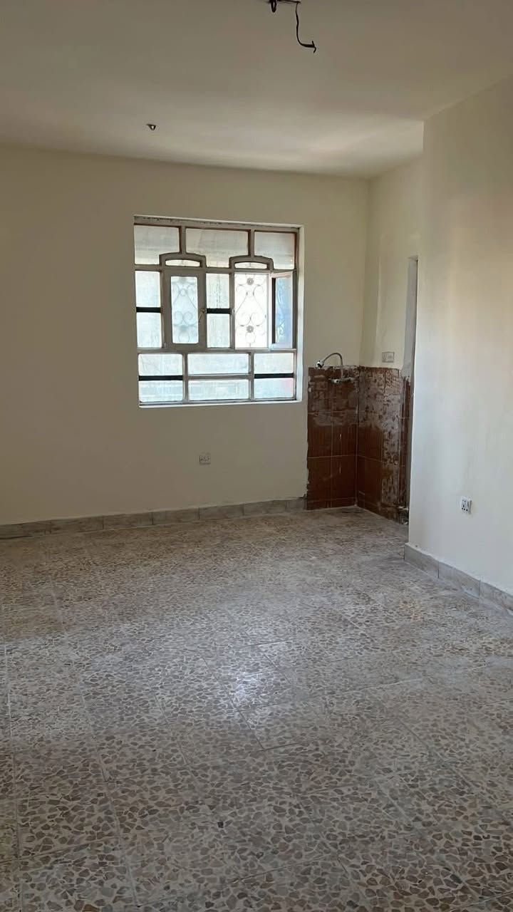⸻

🏢 شقة تجارية للإيجار – الوزيرية / شارع أبو طالب

✨ فرصة مميزة لمختلف الأنشطة التجارية (مكاتب، شركات، عيادات، وغيرها)

🔹 التفاصيل:
• غرفتين نوم
• صالة
• طابق ثالث
• مناسبة للاستخدام كمكاتب

🪑 الحالة:
• متوفرة مفروشة أو بدون فرش حسب الطلب

📍 الموقع:
الوزيرية – شارع أبو طالب (موقع حيوي وقريب من الخدمات)

📞 للاستفسار والتواصل:
مكتب قصر المغرب للعقار
***********
