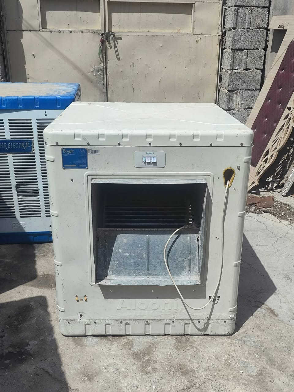 مبرده حجم 4 ونص نضيف سرعتين سعر 140 كركوك عروبه الشراي يتصل ***********
