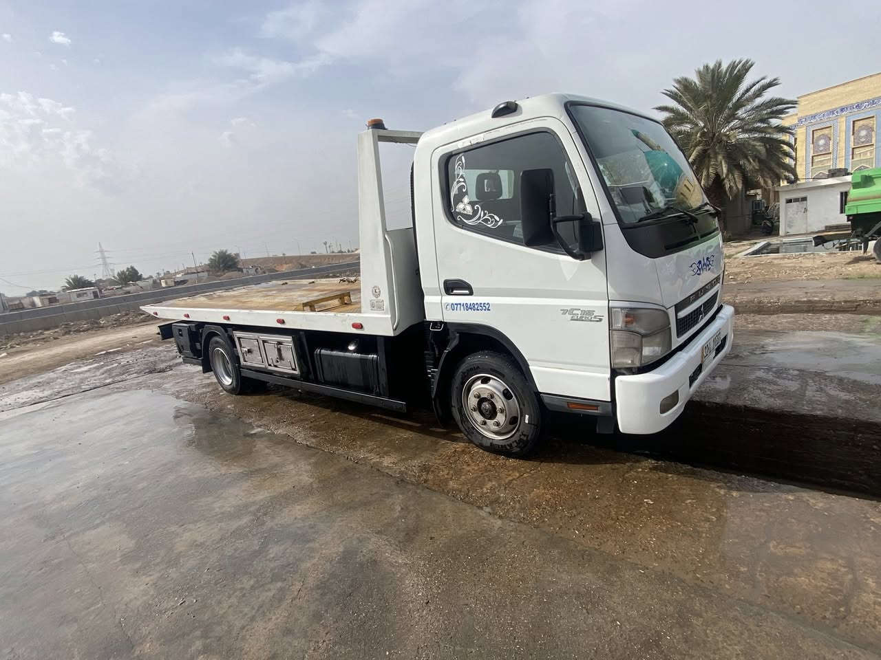 السلام عليكم كنتر اوربي بم ونوزل للبيع 2011
سيارة خير من الله مكان السيارة بغداد رقم السيارة شمالي 
*********** 
***********
