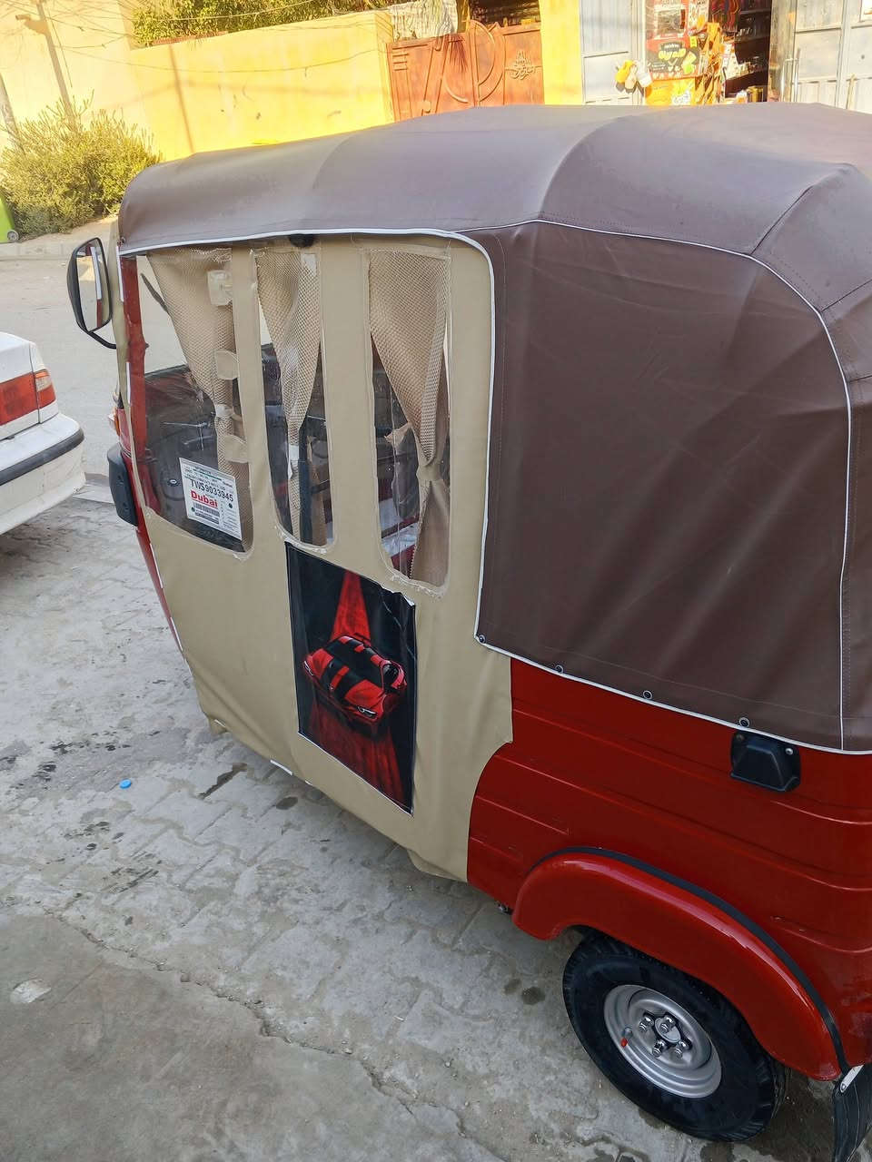 تكتك طالعه 18 نظيفه محرك 20 معمره خياسات مصبوغه جماليه
سعر خاص 
***********
