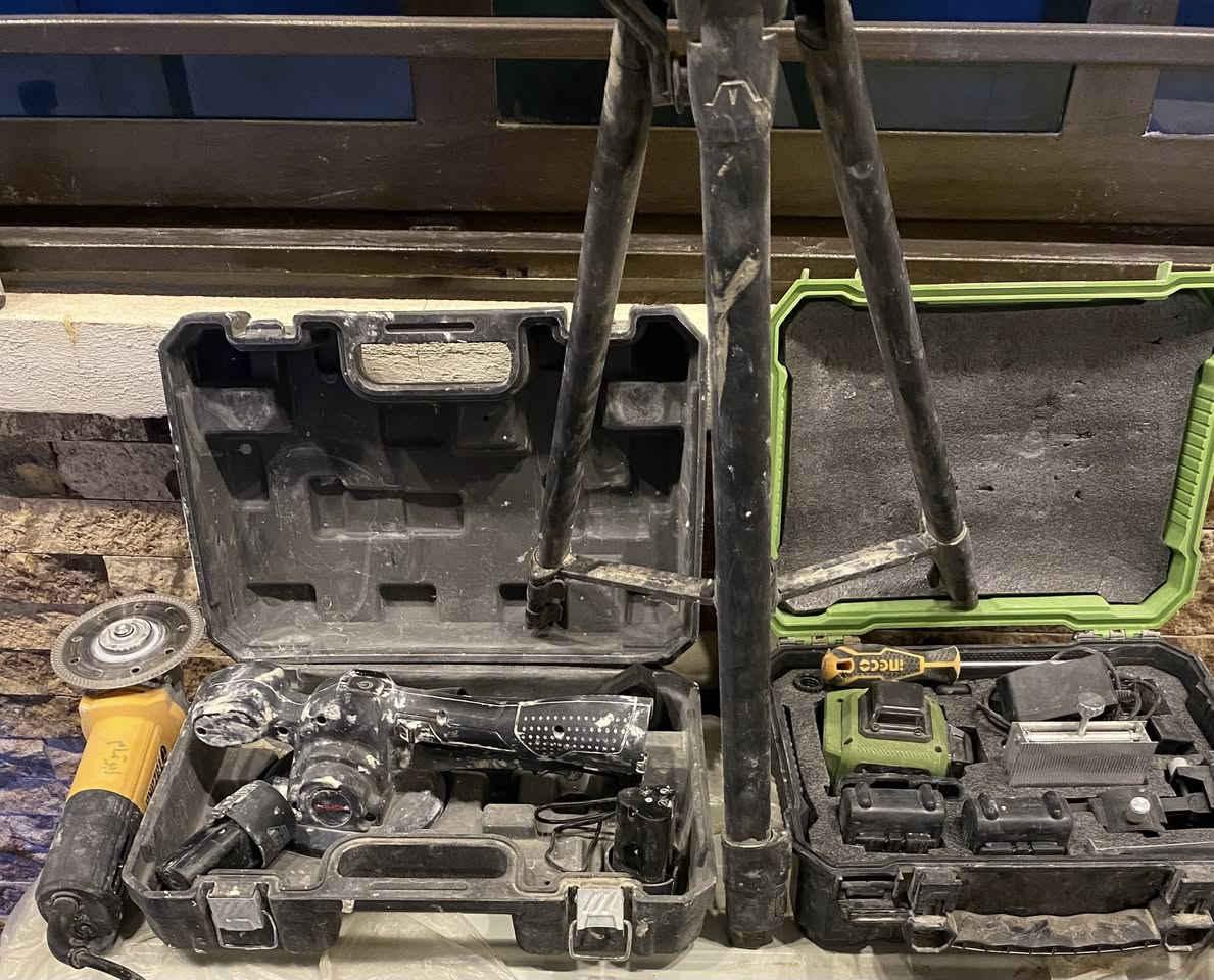 سلام عليك غراض مستعمله للبيع نضيفه  مكاني الشعب  رقم الهاتف ***********
