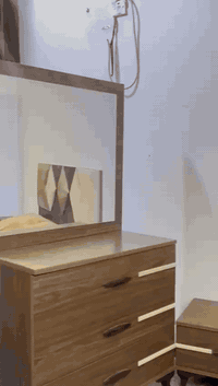 غرفة تركيه ٥ قطع للبيع بحاله جيده جدا   ٤٠٠ الف
