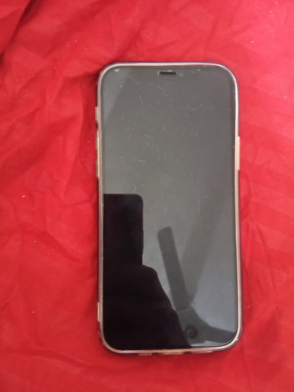 سلام عليكم ايفون 12 برو ذاكره 128 بطاريه 77 دبل سيم كارت جهاز بعده نضيف كلشي ما مبدل بي السعر 350 وبي مجال التصال ع واتساب ***********
