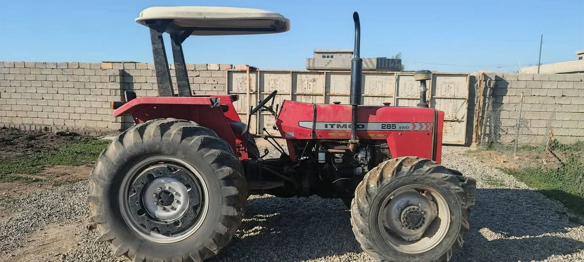 سلام عليكم تركتر فوركسن ايراني دبل صلي شرط على كل عيب محرك كير اكسل شرط تحول وكاله رقم شمالي مكانو الحويجه موديل 13،،،،،،،، ***********،،،
