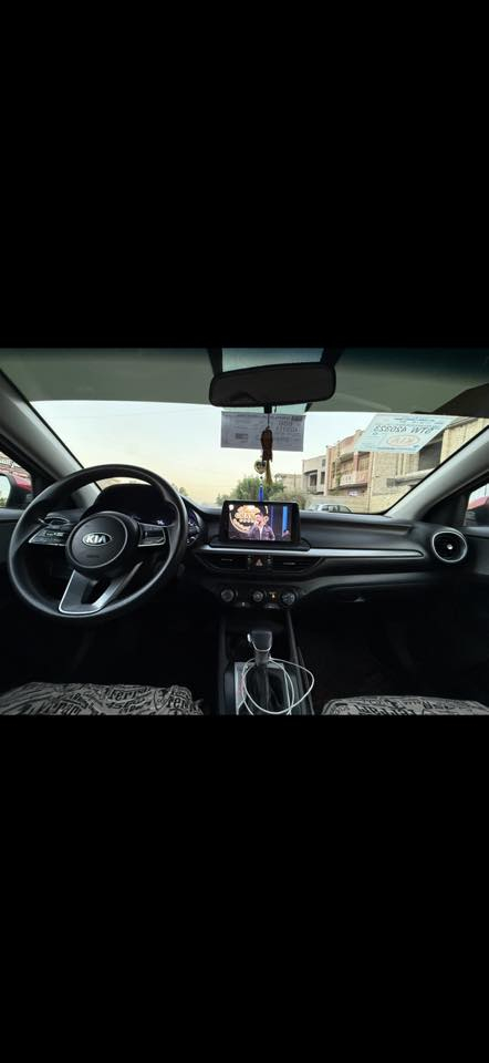 سلام عليكم 
كيا سيراتو خليجي الشركة العامه 
موديل 2021 
مواصفات عادية 
السعر 137 وبيها مجال للشراي 
مكان بغداد
***********
