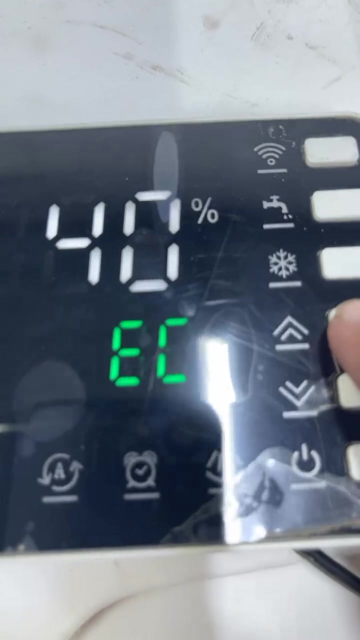 مبراد 4.5 فول واي فاي بي 200سرعه نظيف كلش بدون اي عيب بشرط شغل او فحص مستعمل قليل بشرط ممصلح او بلادي شركه اي ستفسر عل***********
