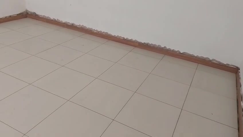 خلفة تطبيك سيراميك جدران
ارضيات مرمر + بورسلين + كاشي + كرانيت
تغليف بايات الدرج العدل والمدور
شغل مضبوط والتزام
***********
