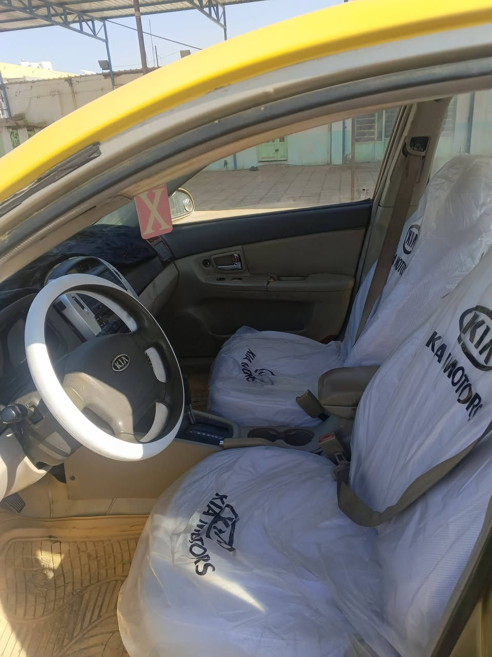 سلام عليكم سبكتره موديل 2007 وارد مريكي حادثها جاملق وباب جيهت العبري جاهزه مال جناي  62وبيها مجال رقم الهاتف ***********
