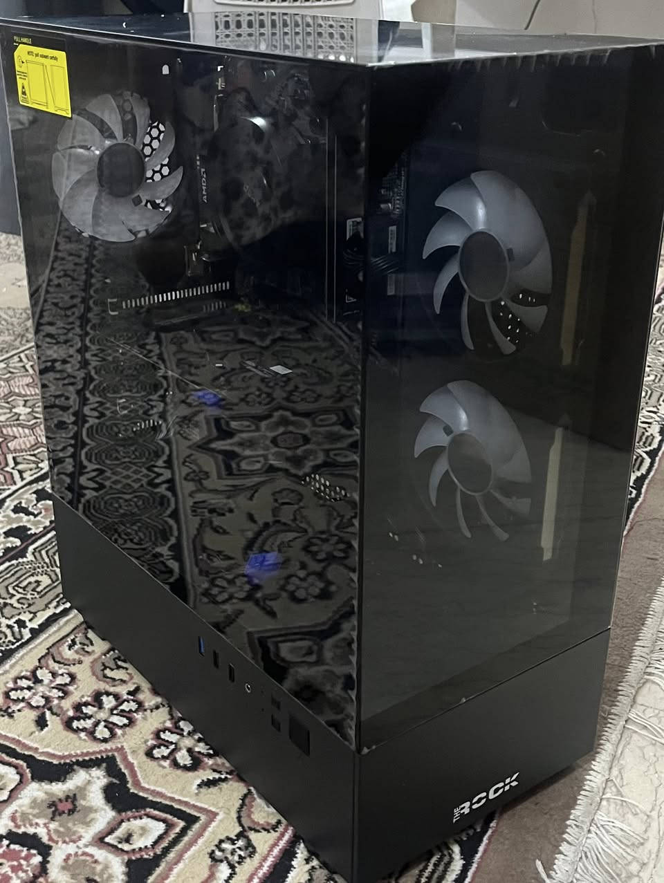 السلام عليكم
PC للبيع مع كامل ملحقات + هديه ماوس باد 

مع كراتين القطع الحاسبه استعمال

شهر و نص 🌀 

مواصفات 

كرت شاشة RTX 5060 8g🌀

معالج. 5500 R5🌀

مذربورد  B550M- A POR MSI🌀

رام 8 3200 DDR4🌀

مساحة M.2 512G   G4🌀

باور سبلاي 650 W🌀 

مكاني نجف 

السعر مليون و ميه و خمسين 

بي مجال للشراي 😜


**إذا كنت صاحب هذا الإعلان وتريد حذفه لأي سبب، رجاءا أرسل رسالة إلى الدعم الفني**