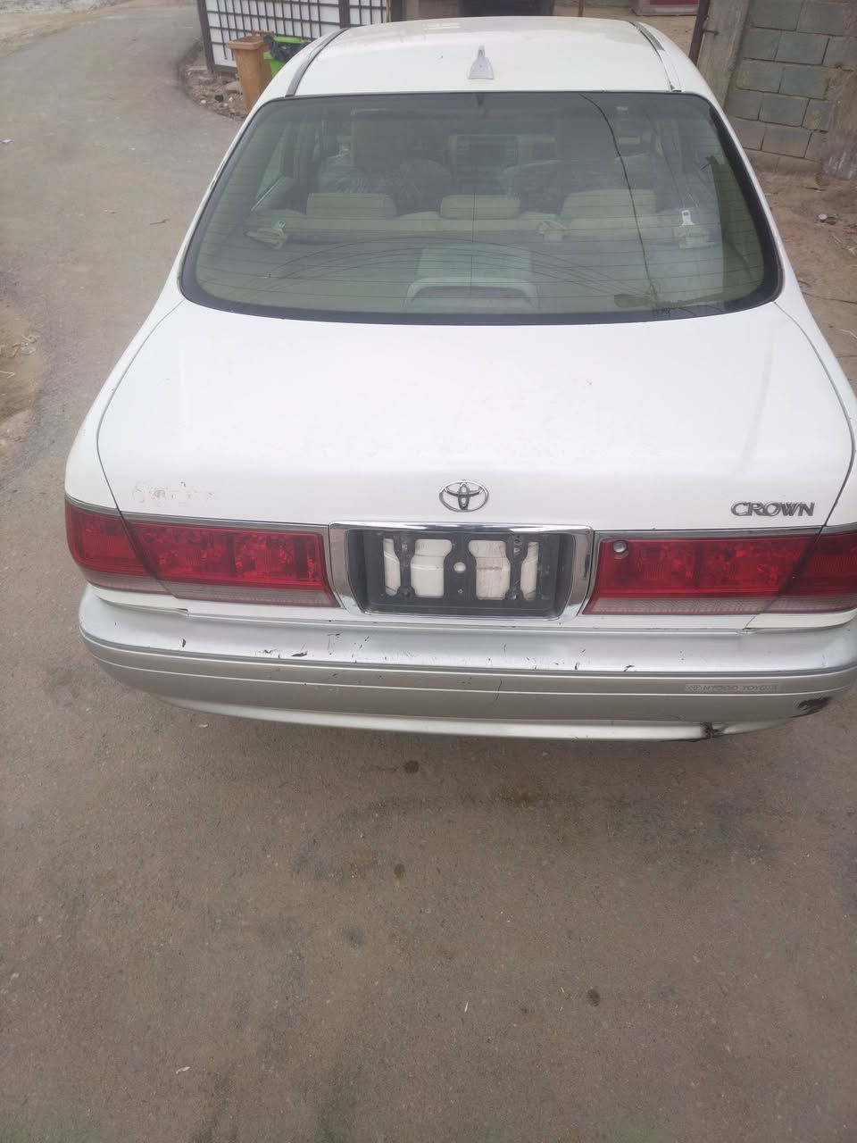 السلام عليكم
ادوات ادوات ادوات
للبيع
كراون ملكه ادوات كصة قماره اربع دكم موديل 2003
فول مواصفات اربع دگم محرك ديفور الجبير كشنات كهربائيه ثنين تبريد ثلج سنتر لوك  مثبت سرعه شاشه تخم تايرات جدد حداديه جديده كير و محرك فوول اكفل السياره من السرقه و العشائر علما السياره كصة قماره فقط السعر 42 بيها مجال
العنوان بصرة هارثة رقم الهاتف.   ***********
